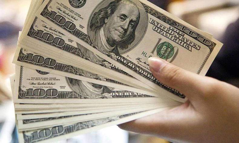Dólar Suba $25 Dólar Suba $25