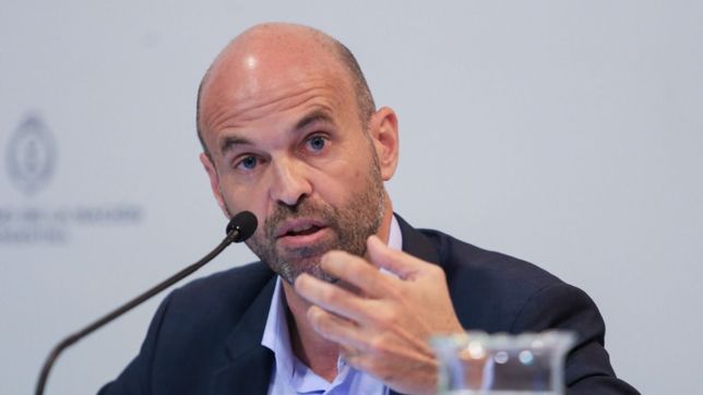 dietrich le echa lena al fuego y califica de ?irracional? al paro