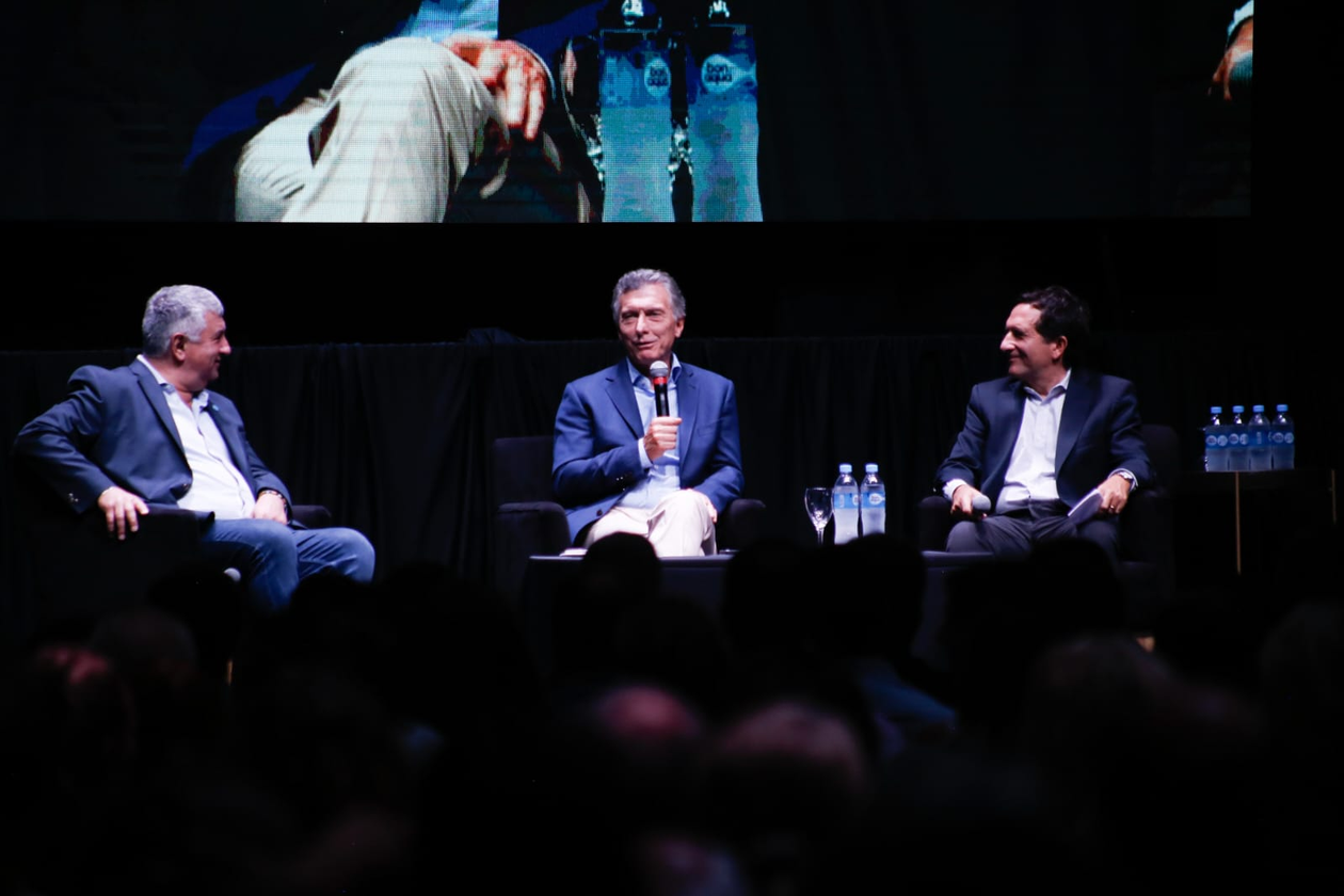 En Rosario, Mauricio Macri jugó de líder espiritual sin estridencias.