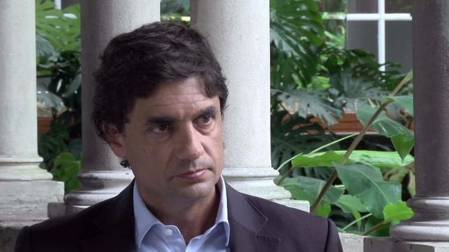 lacunza: no estamos endeudandonos para pagar salarios, sino para obra?