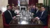 Martín Menem junto al bloque UCR y a funcionarios, en la definición de la sesión por boleta única.&nbsp;