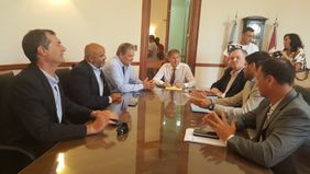 Emergencias: Perotti prometió a la UCR eliminar superpoderes