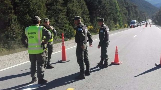 vaca muerta: nuevos cruces por presencia de gendarmeria en la region