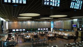 Expectativa en los mercados en el primer día hábil de Milei presidente