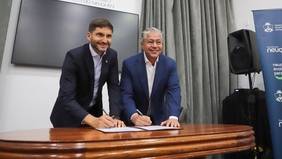 El gobernador de Santa Fe, Maximiliano Pullaro, y su par neuquino, Rolando Figueroa.&nbsp;