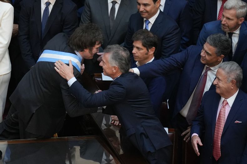 Mauricio Macri se mide en el ring con Javier Milei para disputarse el  electorado anti-K