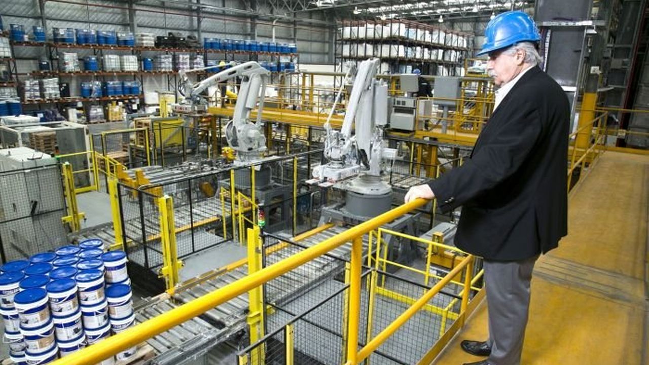Las empresas apuestan a la alegría mundialista para cerrar el año