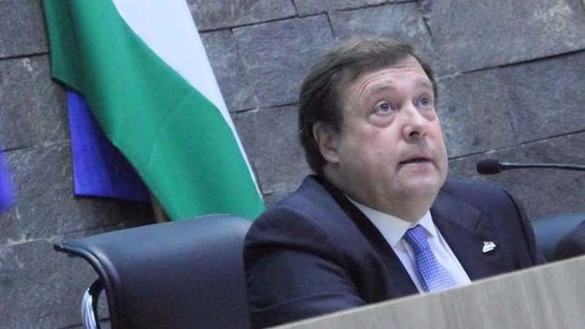 weretilneck confirmo otro ano ?dificil? y su alineamiento con macri