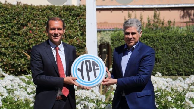 hidrocarburos: el titular de ypf cierra la brecha con el gobernador de neuquen