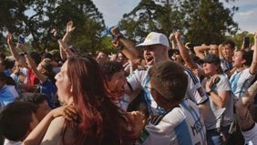 Con Macri reivindicado en Qatar, Larreta hizo su show mundialista en Palermo