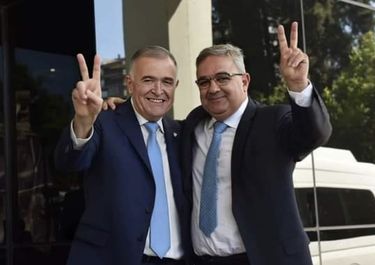 Osvaldo Jaldo y Raúl Jalil, dos de los gobernadores beneficiados por Javier Milei