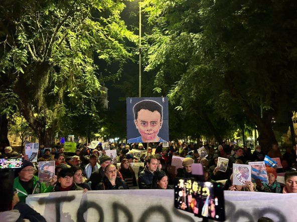 Marcha por Loan Peña en Corrientes.