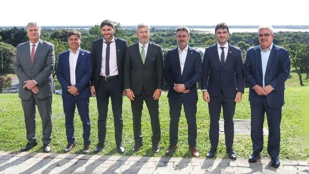 Gobernadores en la reunión del Consejo Federal de Inversiones (CFI) en Entre Ríos.