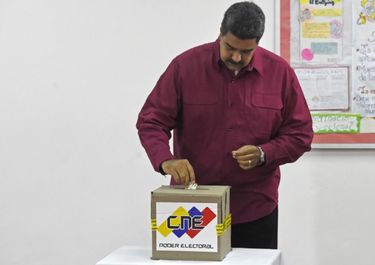 Maduro: “Votos o balas, patria o colonia, paz o violencia”
