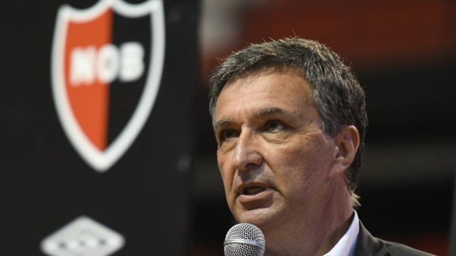 ignacio Astore fracasó en la presidencia de Newells Old Boys de Rosario y buscaba adelantar las elecciones.  