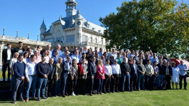 apunten a lacunza: intendentes peronistas del interior, duros con el exministro