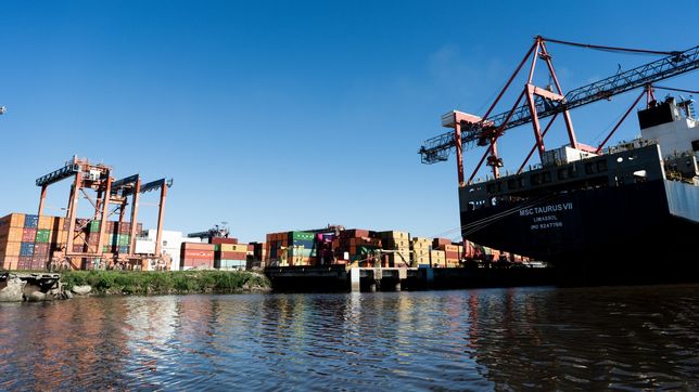 Puertos bonaerenses: festival de denuncias y reclamos de deudas en Dock Sud