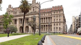 Abogados porteños marchan a Tribunales para que termine la feria judicial
