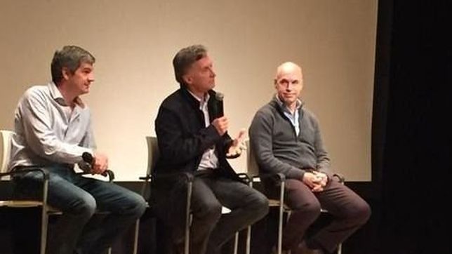 ahora, las ?bases? del pro se le rebelan a la ?mesa chica?