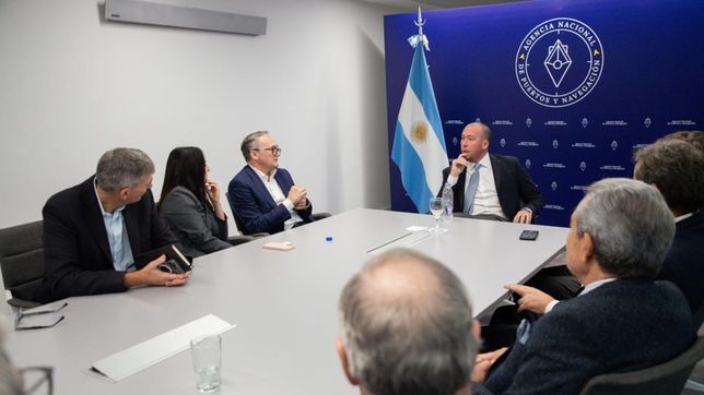 Referentes del Círculo Rojo de la hidrovía se reunieron con el director ejecutivo de la ANPyN, Iñaki Arreseygor
