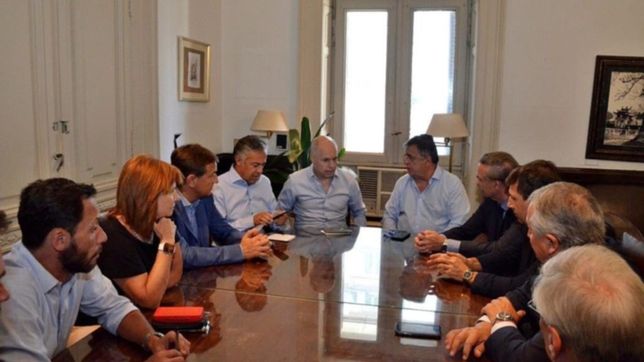 entre urgencias y fotos, la oposicion banca al gobierno en el plan antivirus