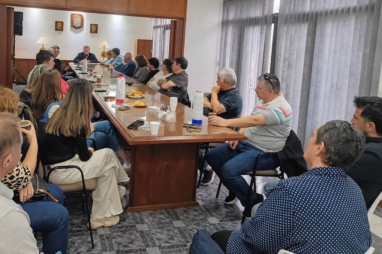 La reunión formal del consejo del PJ de esta semana: el ultravernismo no se interesó por la organización del acto del 17 de octubre.