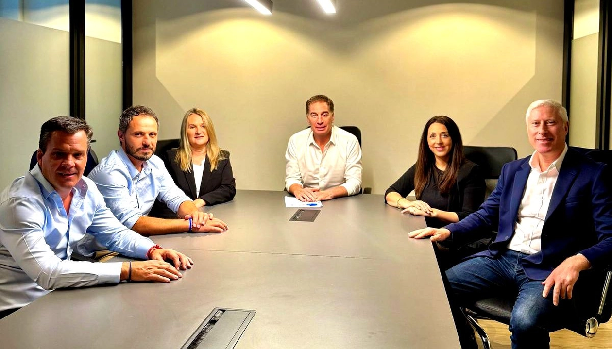 Diego Santilli con legisladores del PRO.