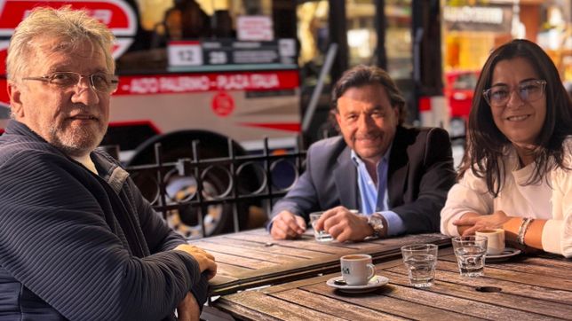 Peronismo no kirchnerista del Norte Grande: el gobernador de Salta Gustavo Sáez junto al senador Guillermo Andrada, de Catamarca, y la senadora Carolina Moisés, de Jujuy. Peronismo no kirchnerista del Norte Grande: el gobernador de Salta Gustavo Sáez junto al senador Guillermo Andrada, de Catamarca, y la senadora Carolina Moisés, de Jujuy.