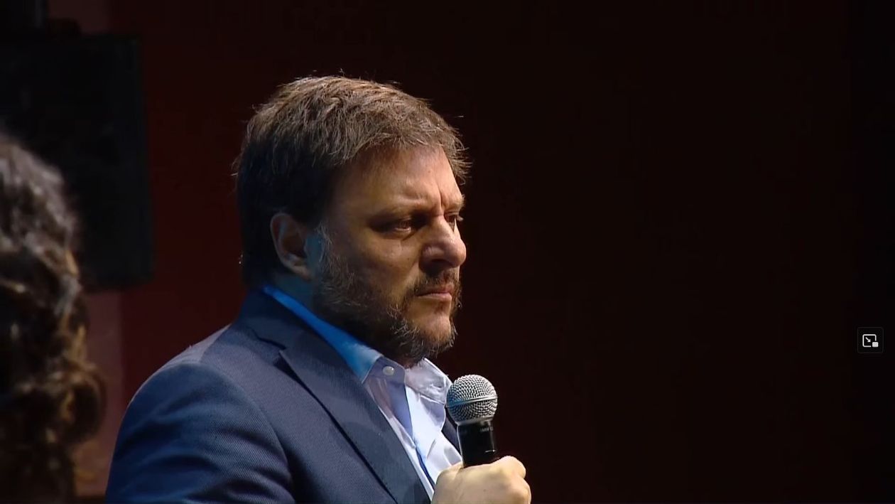 Santoro.jpeg