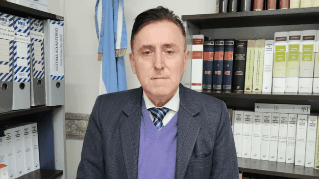 Santa Fe: Aldo Alurralde, el juez federal propuesto por Maximiliano Pullaro para ocupar un lugar en la Corte Suprema. Santa Fe: Aldo Alurralde, el juez federal propuesto por Maximiliano Pullaro para ocupar un lugar en la Corte Suprema.
