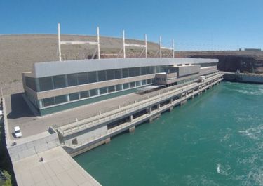 Gutiérrez y Carreras presionan por el manejo de las represas del Comahue