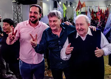 El trío más mentado del PJ de La Pampa: Luciano di Nápoli, Sergio Ziliotto, Carlos Verna. Tensiones, treguas y desconfianzas. FOTO: www.radiokermes.com