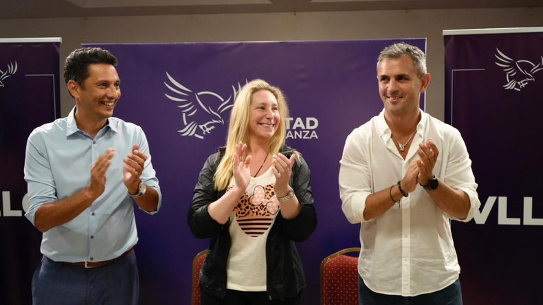 Adrian Nuñez Karina Milei y Martín Menem en Misiones.
