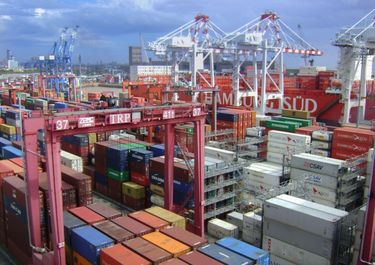 Massa desactivó la cautelar insignia del festival de importaciones