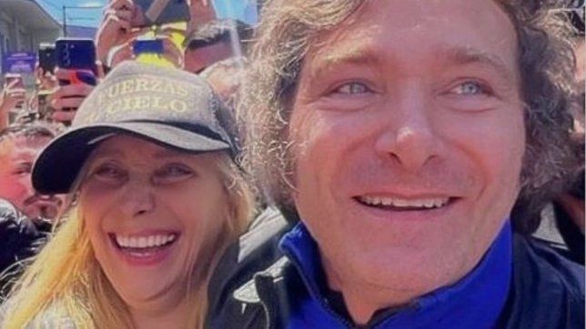 Javier y Karina Milei en una recorrida por San Isidro y El Palomar.