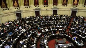 En sesión especial, Diputados debate la ley de alquileres y de góndolas