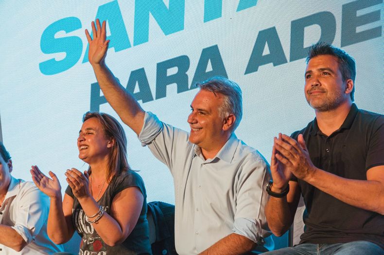 Myrian Prunotto, Martín Llaryora y Facundo Torres.&nbsp;