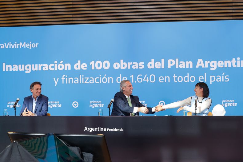 Javier Milei desactiva programa de obras públicas