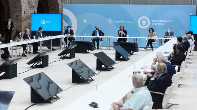 largaron: hiperactivo, el gobierno madruga y le gana la agenda a la oposicion