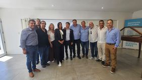 Kicillof junto al sector de Iriart.