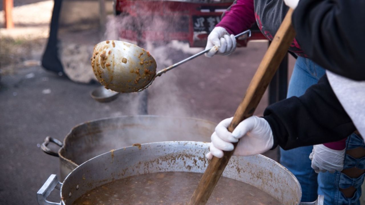 Intendentes de Buenos Aires advierten que no pueden afrontar el pago de sueldos de abril. Alimentos, entre las necesidades más urgentes