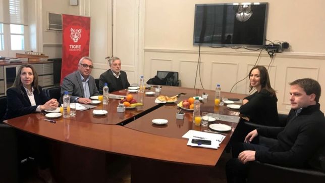 otro intendente del pj recibio a vidal con un listado de pedidos