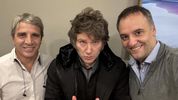 Toto Caputo, Javier Milei y Manuel Adorni.