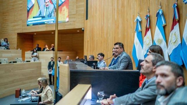 La oposición estalló por las sesiones de trasnoche en la Legislatura de Córdoba.