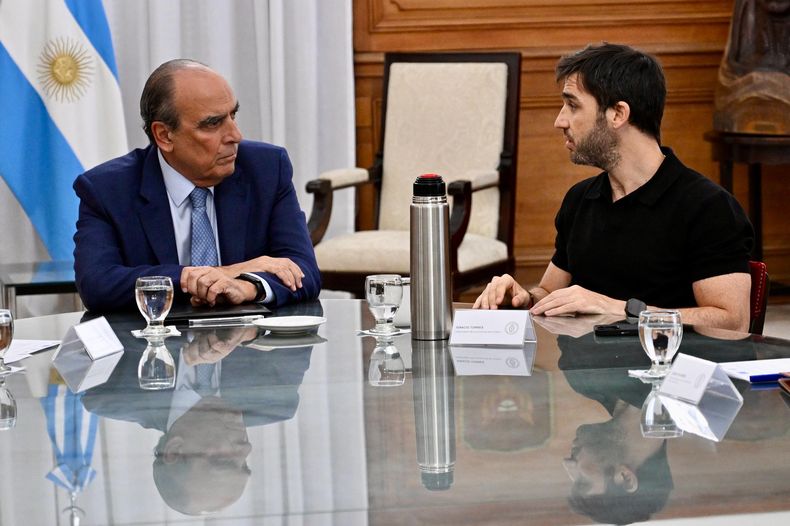 Ignacio Torres anunció una inversión millonaria en hidrógeno verde para Chubut