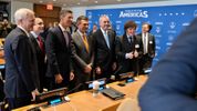 Javier Milei, en Nueva York: pese al despliegue para convencer a los inversores, los mercados muestran cautela Javier Milei, en Nueva York: pese al despliegue para convencer a los inversores, los mercados muestran cautela