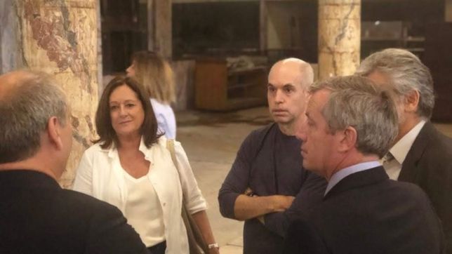 monzo, lousteau y los k: larreta muestra en el banco ciudad su mapa de alianzas