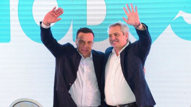 sumergido en una crisis y distante del pj, caffaro se abraza al albertismo