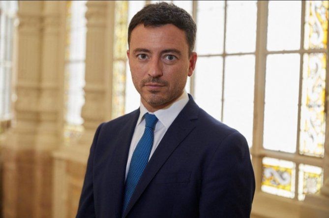 retrato dlr.jpg
