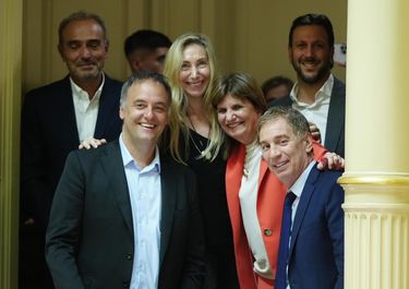 Parte de la mesa política de la Casa Rosada.